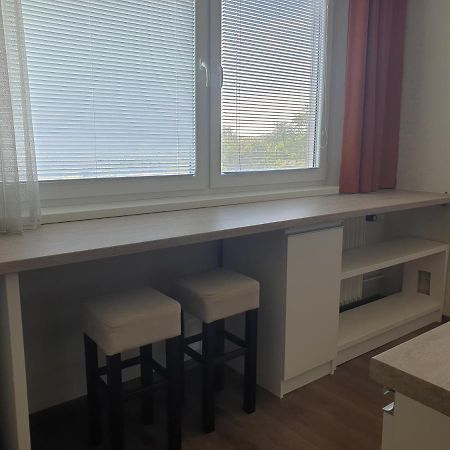 Апартаменти Apartman Valentin Комарно Екстер'єр фото